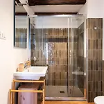 Ora Et Labora Apartment *